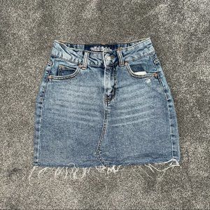 Wild Fable Denim Frayed Mini Skirt Size 00 Jean Skirt